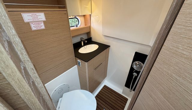 noname yacht for sale 35