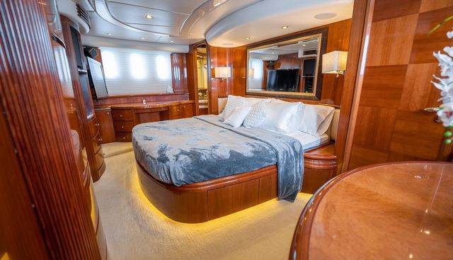 noname yacht for sale 37