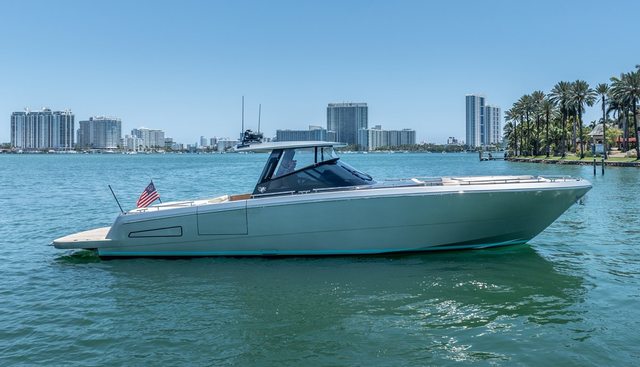 YANINA yacht for sale 9