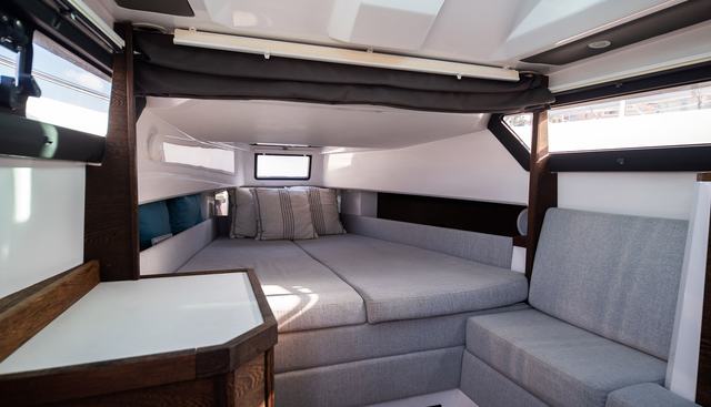 SEAS THE GREY yacht for sale 19