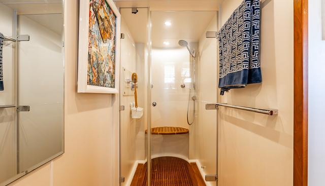 SEA HAMMOCK yacht for sale 14