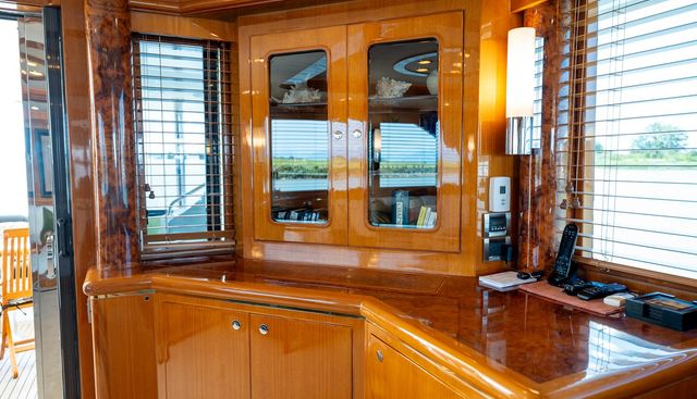 MEMORY BANK yacht for sale 47