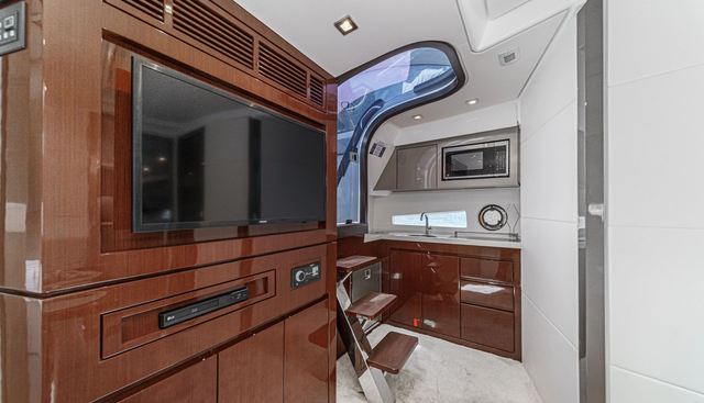 ADAMAS yacht for sale 28