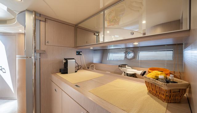 WINDTIME yacht for sale 22