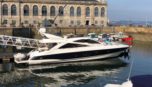 FIZZ OF POOLE yacht for sale 5