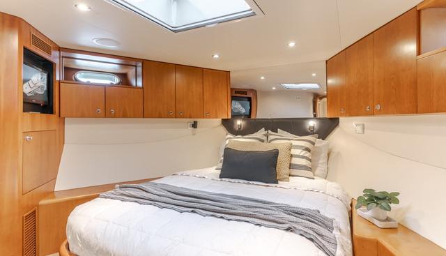 EASY yacht for sale 32