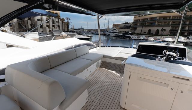 21793 yacht for sale 4