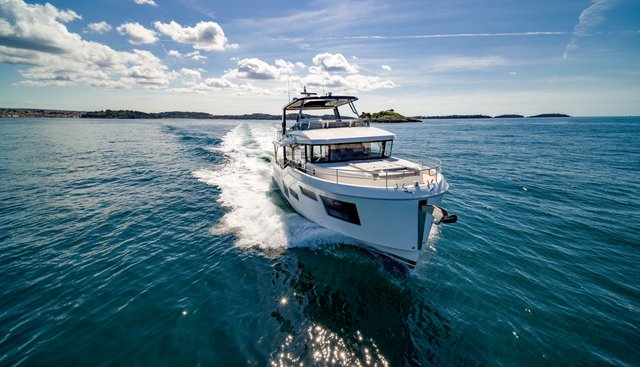 noname yacht for sale 4