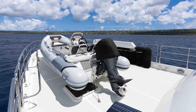 Martini yacht for sale 37