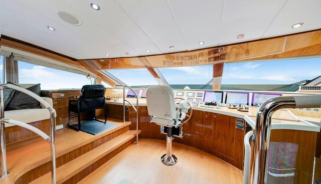 MESMERIZE yacht for sale 27