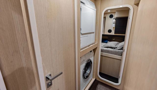 Villaggio yacht for sale 42