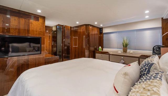 FOREVER RECESS yacht for sale 34