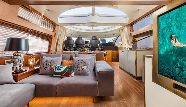 Blade 6 yacht for sale 13