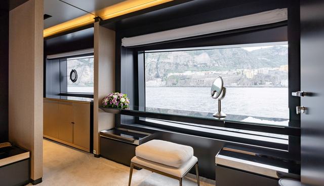 STILE DI VITA yacht for sale 18