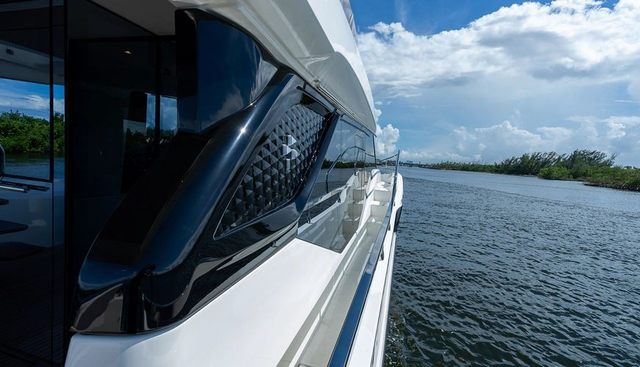 F4.9 yacht for sale 60