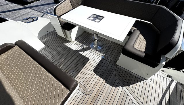 noname yacht for sale 9