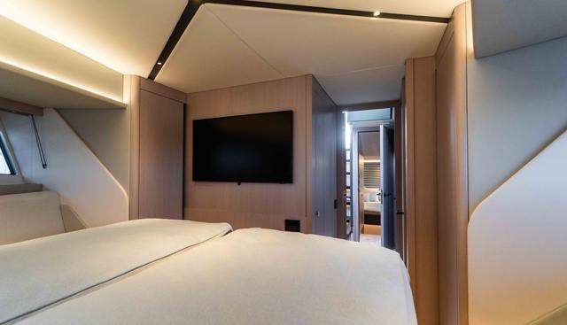 7572655 yacht for sale 35