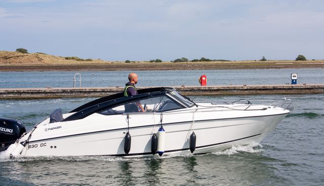 Parker 630 DC yacht for sale 3
