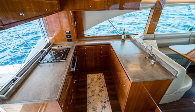 Island Moon yacht for sale 13