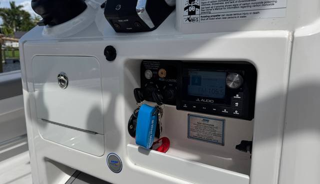 noname yacht for sale 12