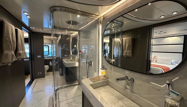 L.A.U.L yacht for sale 9