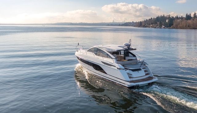 Tender Garage & Hi/Lo Swimplatform yacht for sale 5