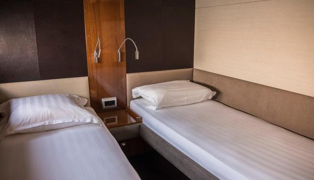 PBS2428 yacht for sale 4