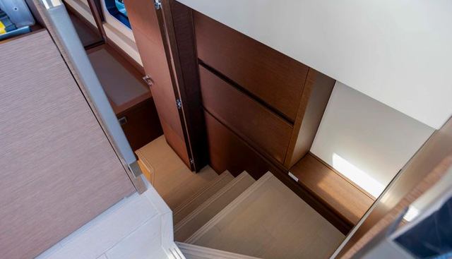 NEVER LOST yacht for sale 28