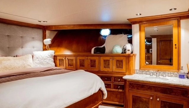 Dozer yacht for sale 42