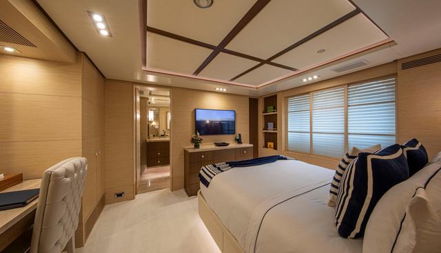 SUR LA MER yacht for sale 18