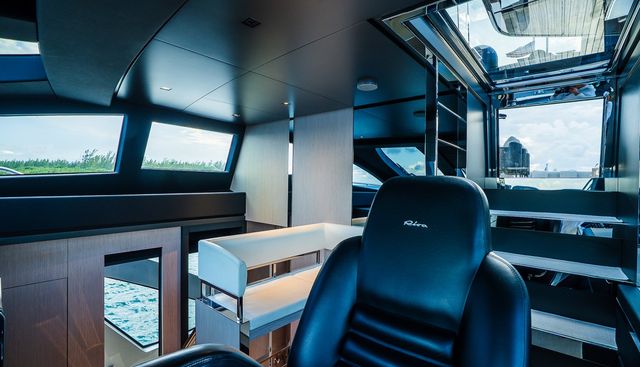 M-sea yacht for sale 32