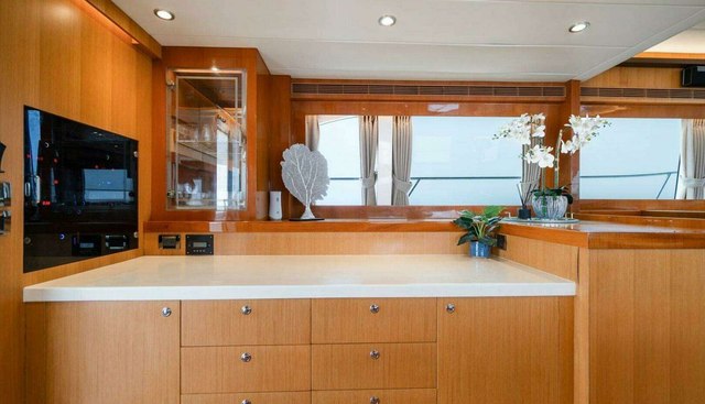 MAGIC yacht for sale 13