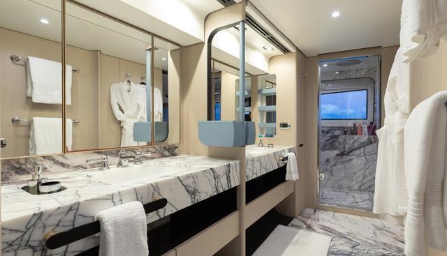 La Mama yacht for sale 8