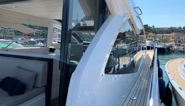 SUNSEEKER PREDATOR 50 yacht for sale 8