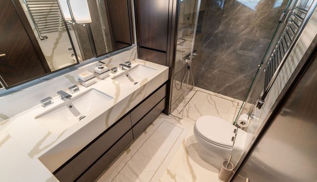 MAGIC MOMENT yacht for sale 35