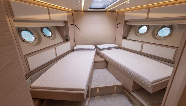 noname yacht for sale 102