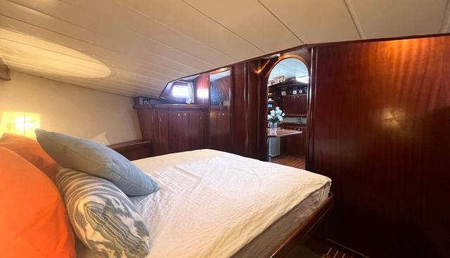 noname yacht for sale 14