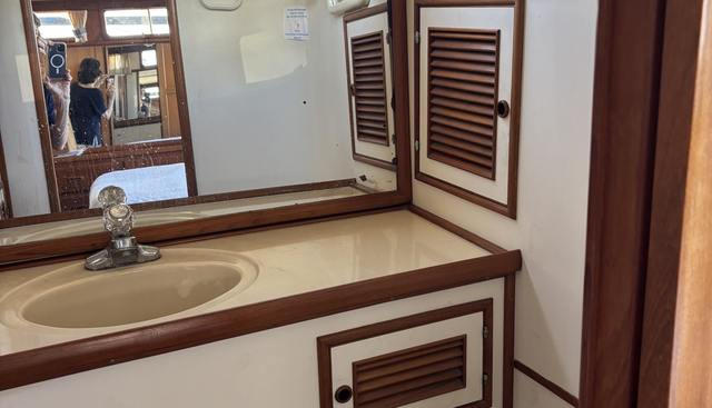 Fishers Folly IV yacht for sale 15