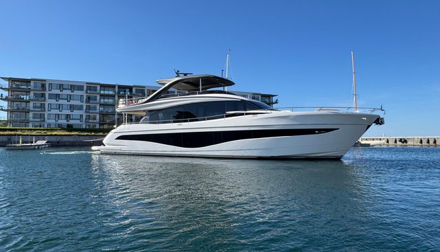 Y80018 yacht for sale 2