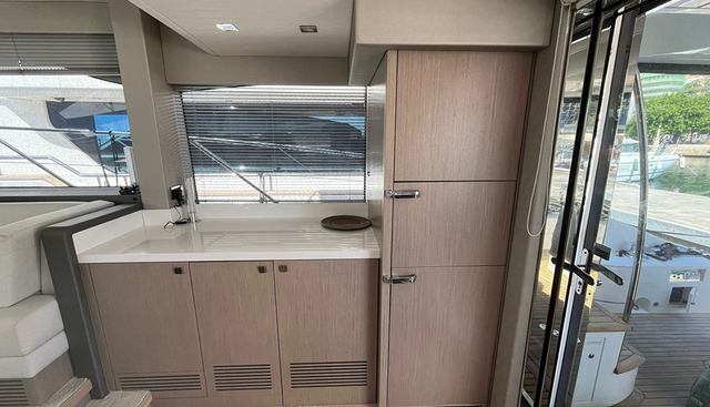 M52 yacht for sale 17