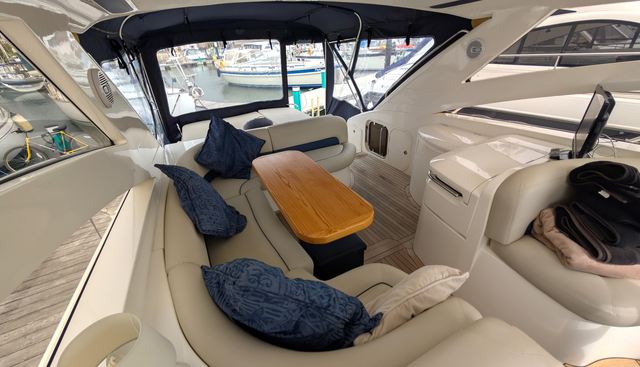 Getaway yacht for sale 8