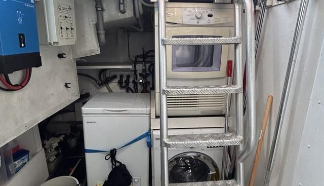 San Lorenzo yacht for sale 14