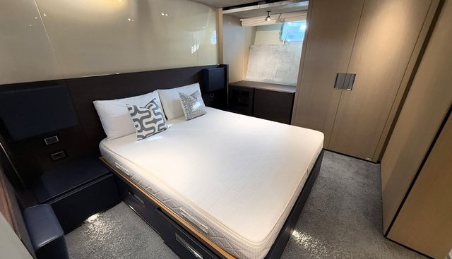 SILVIE VI yacht for sale 30