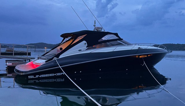 CGI yacht for sale 12