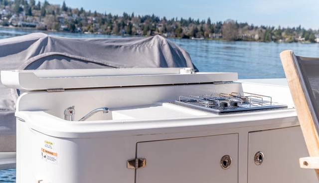 Escape yacht for sale 7