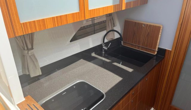 PEGGY G yacht for sale 20