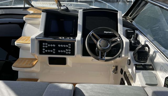 noname yacht for sale 8