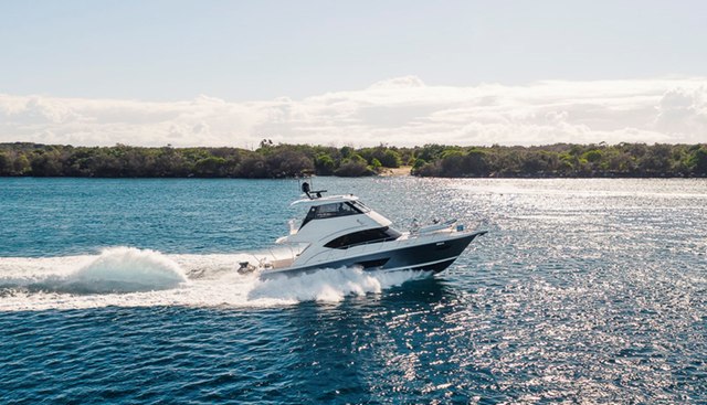 Buzz yacht for sale 43