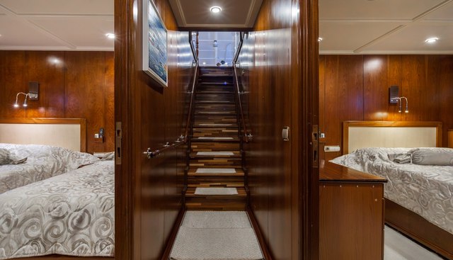 Donna Del Mare yacht for sale 37