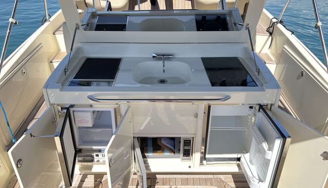 noname yacht for sale 10